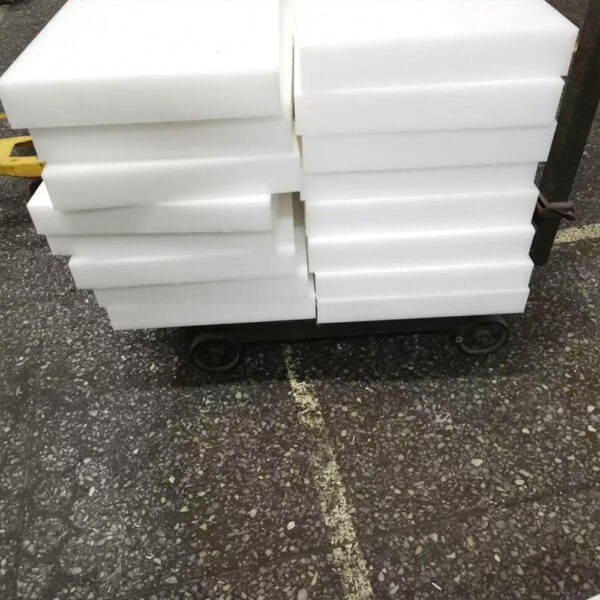 Nylon Brett Nylon Brett