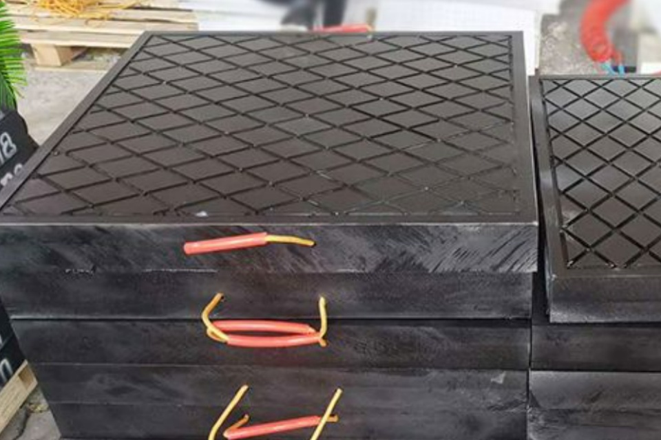 Crane Outrigger Pads